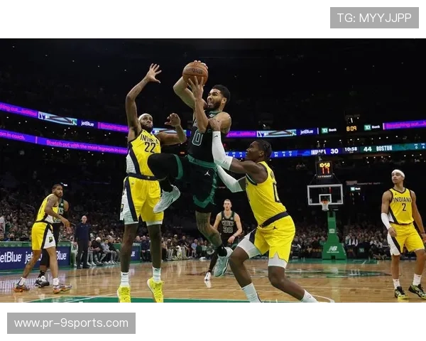 凯尔特人球员合力形成强悍防守体系